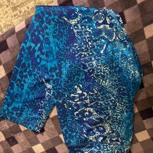 Animal print athletic leggings